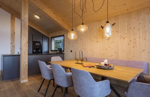 Turracher Hohe House | Superior # 6 mit Sauna & Hot Tub by Interhome