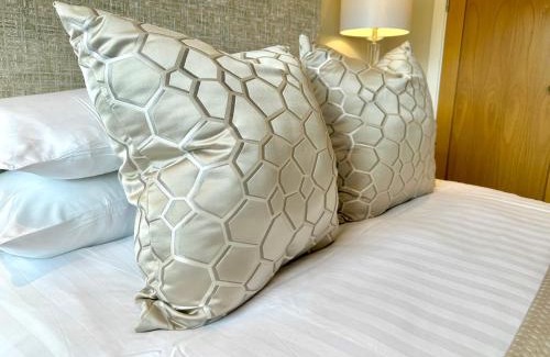 Cardiff City Centre Apartment | Superior Apartment In Cardiff City Centre