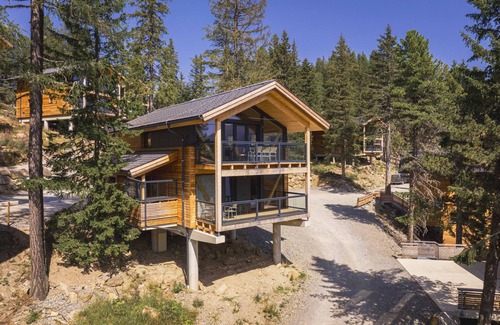 Turracher Hohe Ski Chalet | Superior Chalet # 9 with Sauna & Hot Tub