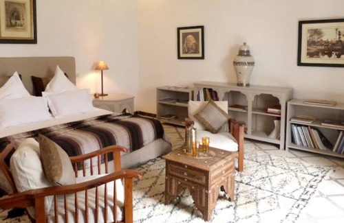 Mouassine Apartment | Superior Double Room (Jasmine)