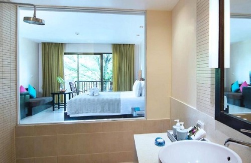 Khao Lak Resort | Superior - Free WiFi | Private Balcony - Upto 3 Adults| SDU#27