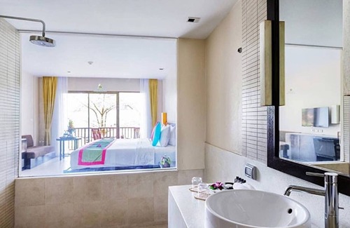 Khao Lak Resort | Superior - Free WiFi | Private Balcony - Upto 3 Adults| SDU#27