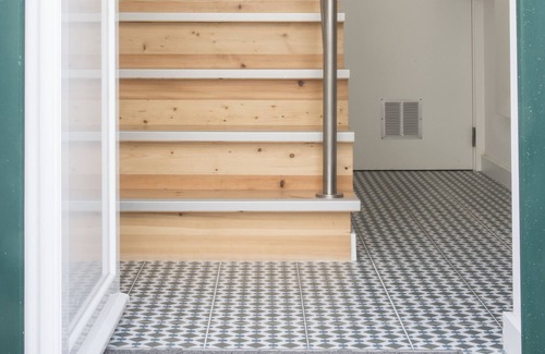 Pena Apartment | Superior One-Bedroom Apartment with A / C, wifi in City Center