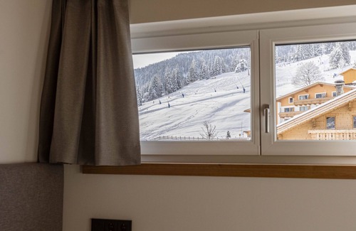 Lermoos Apartment | Superior Penthouse mit 2 Schlafzimmern by Interhome