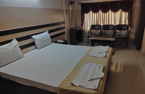 Hyderabad Hotel | Suprabath Residency