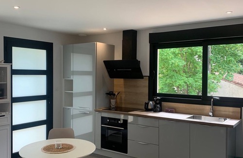 Villette-sur-Ain Apartment | Sur Côte en Dombes - country gîte