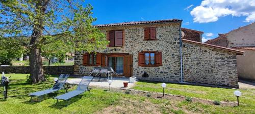 Blassac House | Sur les Rives du Haut Allier