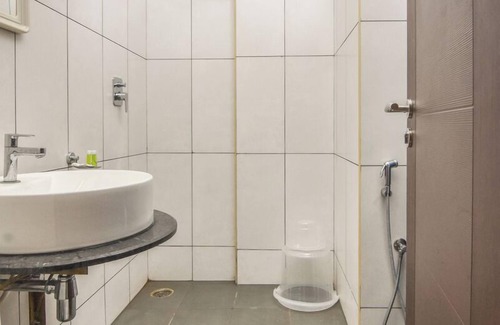 Narayanappa Garden Hotel | Suraksha Stay Whitefield