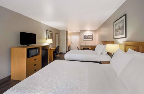 Rexburg Hotel | SureStay Plus Hotel by Best Western Rexburg