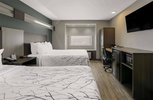 Sevierville Hotel | SureStay Plus Hotel by Best Western Sevierville