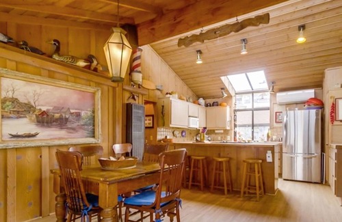 South Oceanside House | Surfs Up Breezy beachfront home with amazing views, gas fireplace, deck, WiFi, & grill