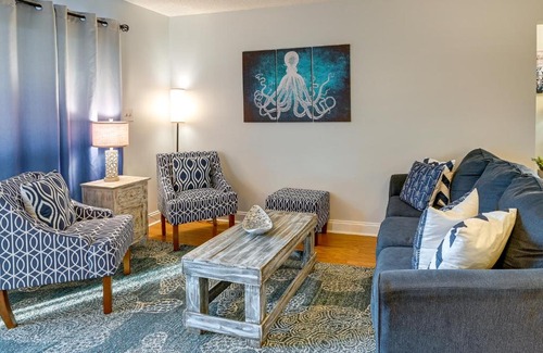 Long Bay Estates Apartment | Surfside Beach Condo with Ocean Access and Balcony!