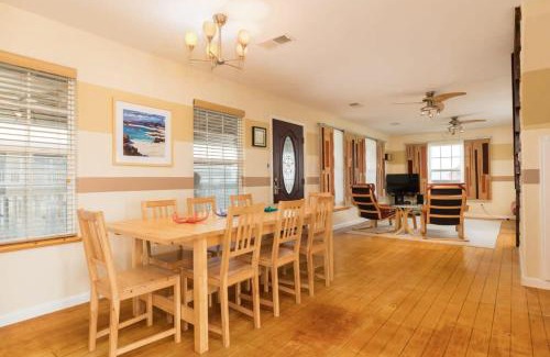Freeport House | Surfside Seaclusion on Skimmer - Surf Swim Sleep in Style
