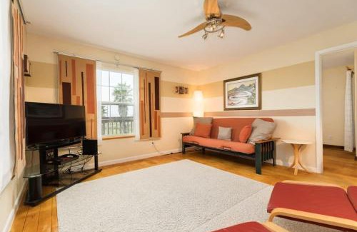 Freeport House | Surfside Seaclusion on Skimmer - Surf Swim Sleep in Style