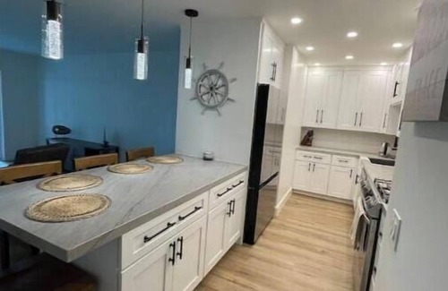 Port Hueneme Apartment | Surfside Waterfront Getaway