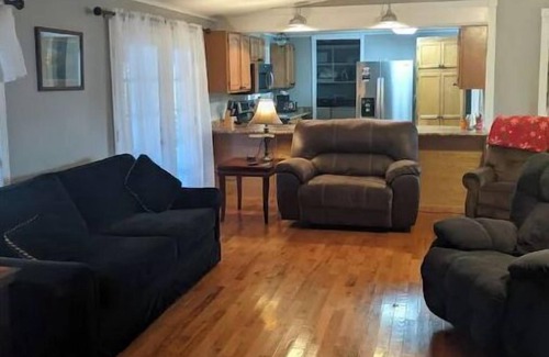 Sparta House | Surrounded by state parks!