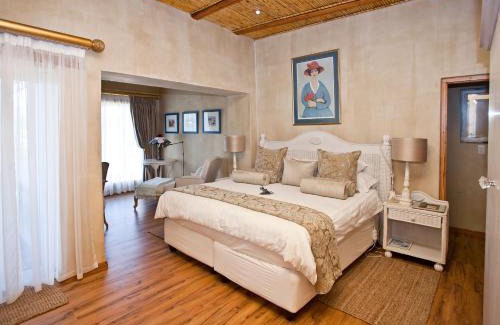 Buffelsdrift Cabin | Surval Boutique Olive Estate