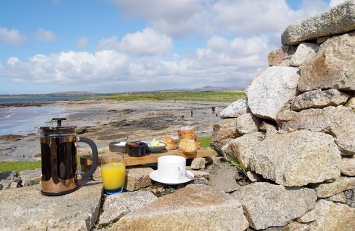 Lettermacaward Cottage | Susan's Beach House Right on the beach, a beautiful cottage + spectacular views