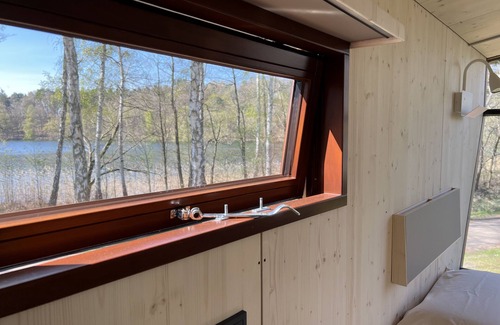 Salem House | Sustainable & stylish - Overnight stay in the Green Tiny Sleep Space at Lake Salem