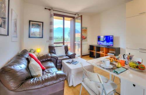 Portese Apartment | Susy with pool - lake view, San Felice del Benaco, Italy
