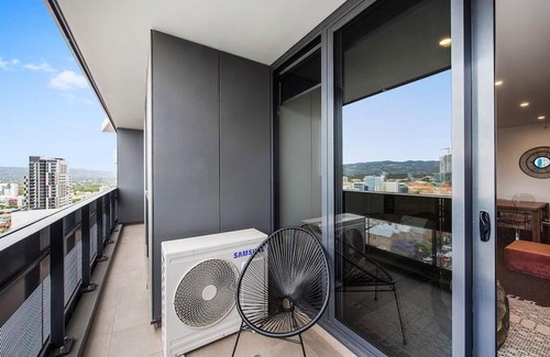 Adelaide Central Business District Apartment | Swainson on Grote