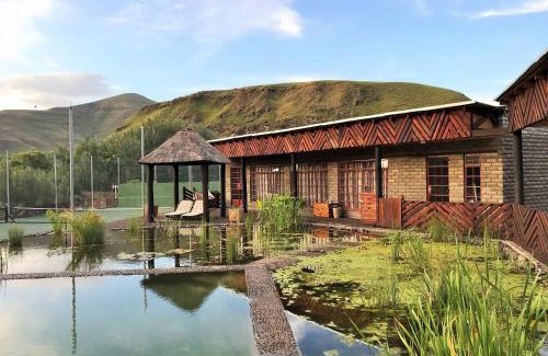 Rhodes Ski Chalet | Swallows Nest Self Catering Chalet