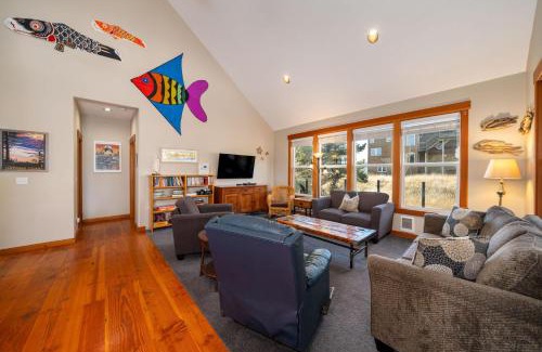 Kiwanda Shores House | Swallows Nest