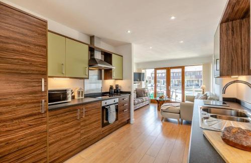 Tewitfield House | Swan House