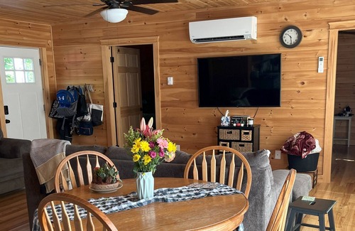 Belfast House | Swan Lake House