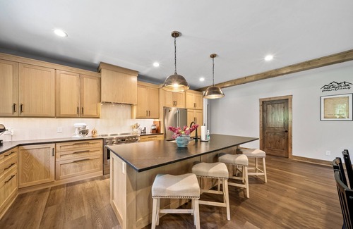 Banner Elk Cabin | Sweet Bearadise-Eagles Nest - dogs ok, outdoor fireplace