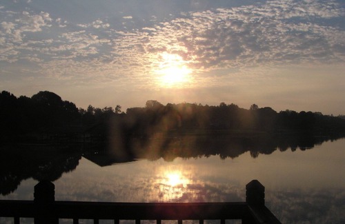 Huddleston House | Sweet By and By. Your Escape to the Beauty of Smith Mountain Lake