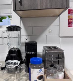 East Clayton House | Sweet home 2 bedroom suite