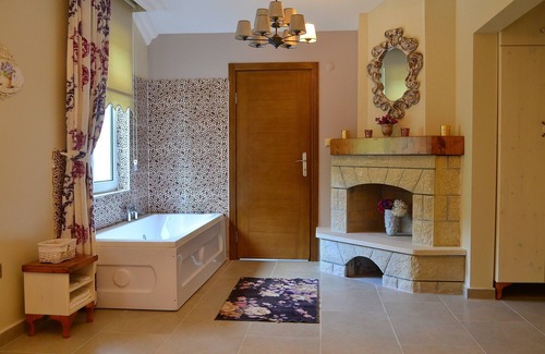 Agva Hotel | Sweet Home River Hotel