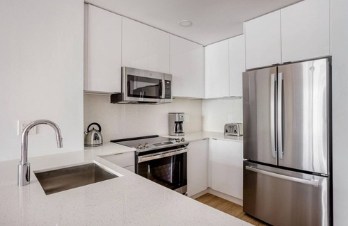 East Cambridge Apartment | Sweet Kendall Square 1BR w/Gym, nr Green Line & Shops, by Blueground