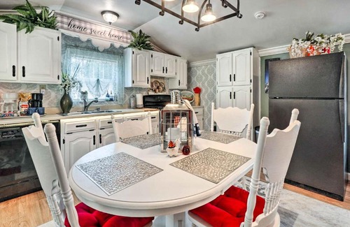 Lily House | Sweet Lily Home Less Than 15 Mi from Downtown Corbin!