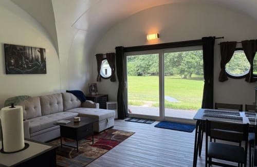 Littleton House | Sweet rare Earth Home 3 pack! 3 homes! Sleeps 10!