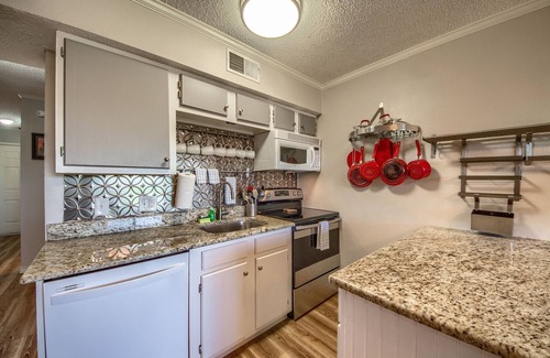 New Braunfels Condo | Sweet Retreat RRC A203 2 Bedroom Condo by RedAwning