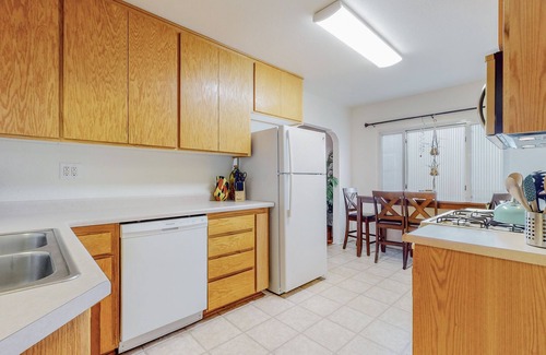 Nob Hill Condo | Sweet simple 2bd/1ba in Nob Hill