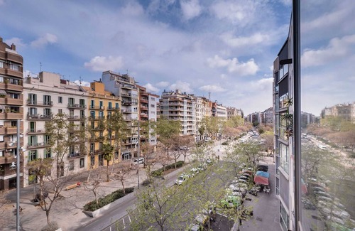 Esquerra de l'Eixample Apartment | Sweett | Roma 6A - Three Bedroom Apartment, Sleeps 6