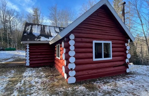 Negaunee Cabin | Sweitzer Creek Off-Grid Cabin