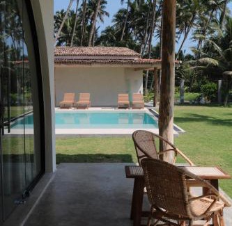 Matara Hotel | Swell Shacks