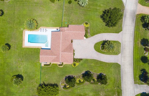 Clermont House | SWISS 16 - Golf Course