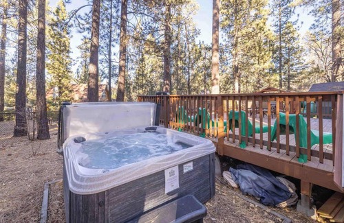 Summit Estates House | Swiss Bliss Retreat in Big Bear Lake