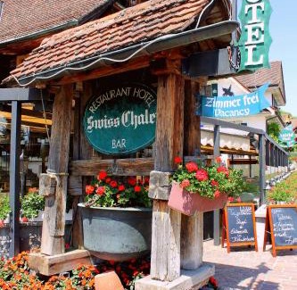 Merlischachen Cabin | Swiss-Chalet Merlischachen - Historik Chalet-Hotel Lodge