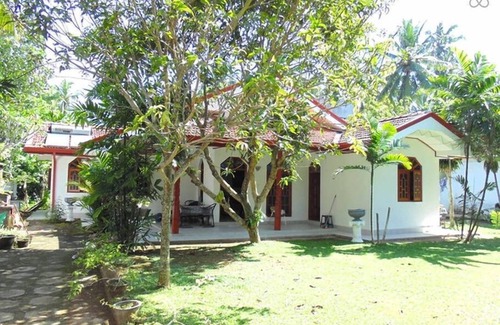 Hettimulla Villa | Swiss Villa Beruwala