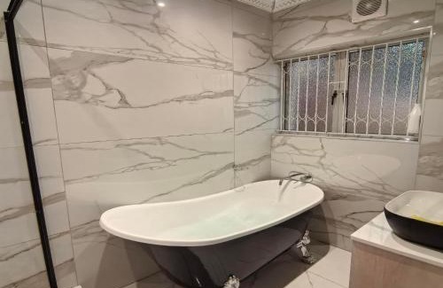 Isipingo House | Sydney's NA Guest House and Venue