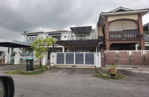 Kampung Behor Pisang House | Syed Homestay Arau