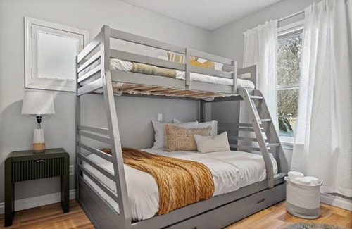 Sylvan Lake House | Sylvan Lake Nook Family-Friendly and Close to Beach