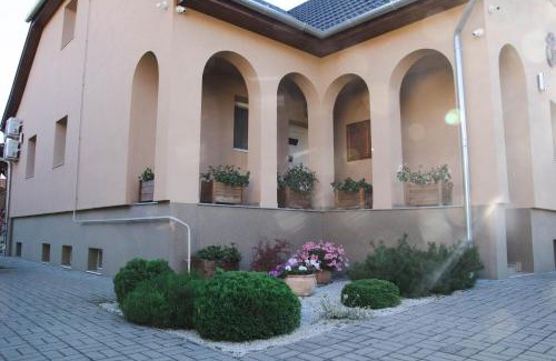 Tiszafured Apartment | Szabó Ház Tiszafüred