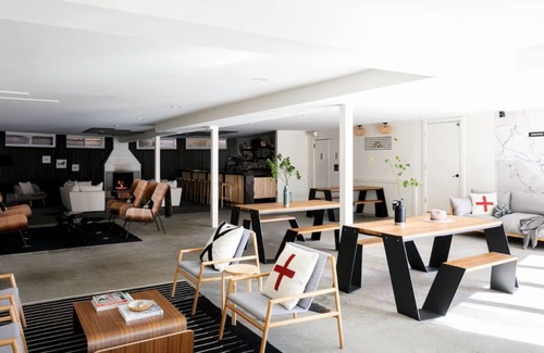 Stowe Area Hotel | Tälta Lodge, a Bluebird by Lark | Stuga - Queen | Near Stowe Golf Course